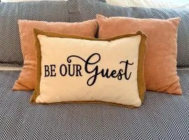 Cozy Cabin Vibe in the City