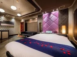 Love hotel