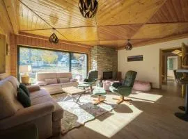 Chalet 6CH Proche remontees mecaniques Calme Cheminee