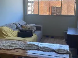 Quarto Privado em Apto Bigorrilho