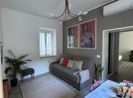 Casa Flavia -Comfort e Relax nel Centro di Ariccia، فندق في أريكتشيا