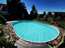 Pension zum Wiesengrund，Frauenhagen的飯店