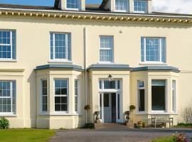 The Manor House, hotel in Peel