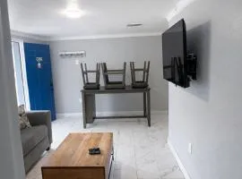 Nice Cozy2 Bedroom Apartment By University Mall