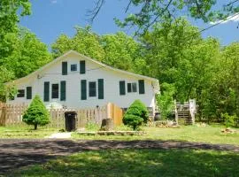 The Farmhouse at Peppermint Springs Farm