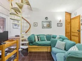 Hostdomus - Bianco Incanto