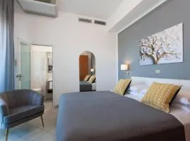 MoMo Seaview Hotel