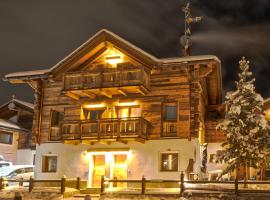 Livigno Chalets: Livigno'da bir otel