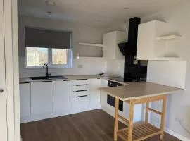 Central Horsham Flat, Free Parking