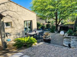 Le cocon de Ventabren, Hotel in Nimes