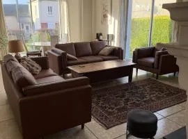 Maison 168m2 pour 7 personnes, jardin, rivière