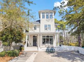 HollieBird House by 30A Escapes, Hotel in Watersound Beach