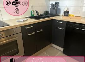 Viesnīca Le tarasconnais, séjour authentique en Provence pilsētā Taraskona