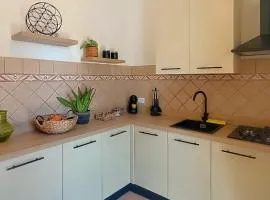 RESIDENZA AURORA - bright spacious House with Garden & outdoor Patio - Ardea - Tor San Lorenzo