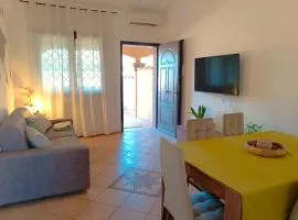 RESIDENZA AURORA - bright spacious House with Garden & outdoor Patio - Ardea - Tor San Lorenzo