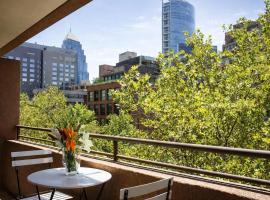 Apartamentos Costanera Centre, Hotel in Santiago