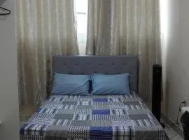 07 - Quarto com banheiro compartilhado, próximo a Pampulha