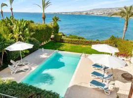 Beachfront Villa Mare with Jaccuzi and Infinity Pool