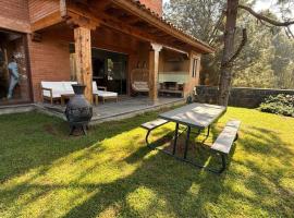 Residencia en la montaña con vista al lago a 5 min del centro, hotel di Pátzcuaro
