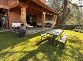 Residencia en la montaña con vista al lago a 5 min del centro