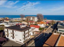 Tropical Beach, hotel v destinaci Eforie Sud