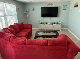 Modern Farmhouse Quiet & Spacious