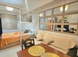 RJs Prime Haven Mactan near Airport with Balcony