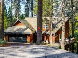 Game Room & Hot Tub! Dog-Friendly Arnold Retreat