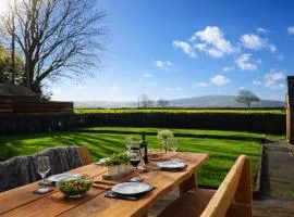 3 Bedroom Pembrokeshire Cottage - Beaches, Coastal path walks, Castles nearby