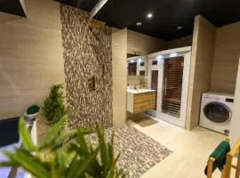 ZenKo Suite - Spa & Sauna privé - Hypercentre
