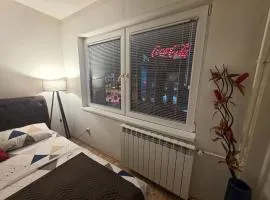 Square View Central Apartment