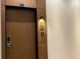 Thuraya Tower Apartment