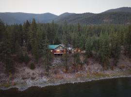 Clark Fork River Lodge - Western Montana, hotel a Saint Regis