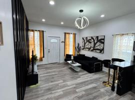 Style and tranquility within walking distance of everything, Hotel in Duryea