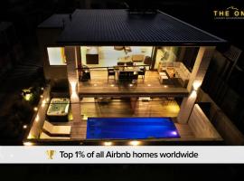 Luxury Papamoa Beach House with Pool and Spa Pet Friendly, hotel din Papamoa