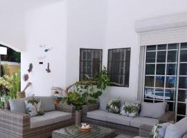 Villa can canet, Hotel in Nizao