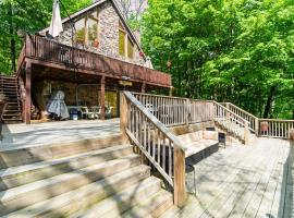 Mountain Chalet in Private Rural Environment, hotel i Fairfield