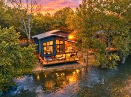 Serenity Shores Modern Cabin on a River Broken Bow