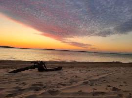 Granny Flo's Lakehouse, hotel di Eufaula