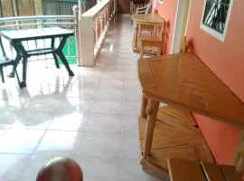 Buena Lynnes Annex Lodge