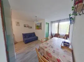 Appartement T2 aux Rousses avec Terrasse - FR-1-834-22