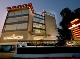 Hotel Sky International, hotell i Kizhake Chālakudi