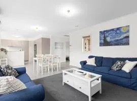 Stylish Newly Renovated Unit 7 Min From CBD
