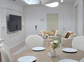 NEW Condo Great Location Mission Tx., ξενοδοχείο σε Mission