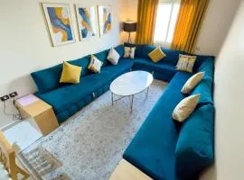 Cozy Apartment with Underground Parking Included, 20 mins away from Rabat-Salé Airport