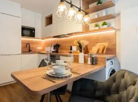 Vita Aurum Stays - Eastside Apartment - BRIGHT Collection