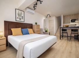 Beachfront Design LUX Studio Apartment