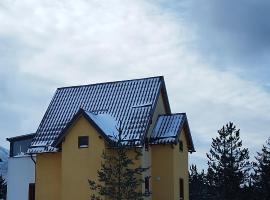 Vikend kuća Davor, hotel u gradu 'Risovac'