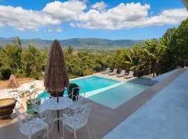 Panoramic View & Spacious with Swimming Pool Aza Sunset Villa 1