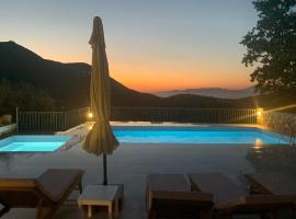 Kouvarata Villas Stavros, hotel v destinácii Vathi